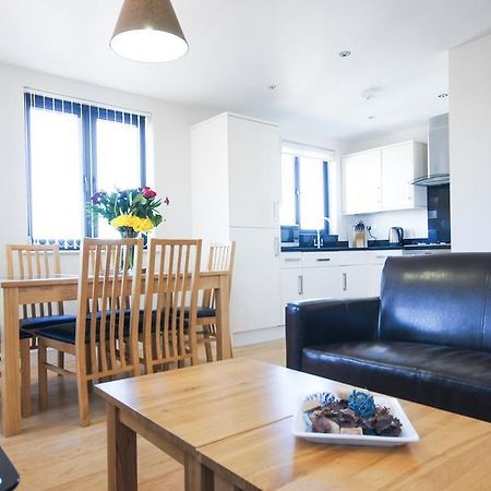 Crompton House Apartments Έτζγουερ Εξωτερικό φωτογραφία