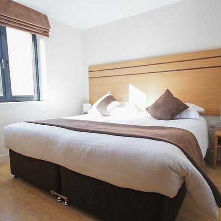 Crompton House Apartments Έτζγουερ Εξωτερικό φωτογραφία
