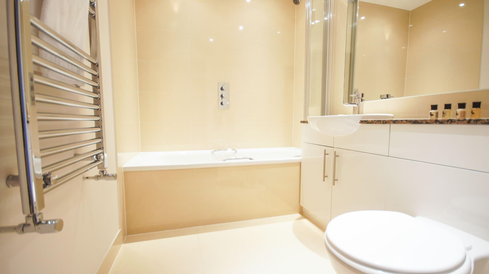 Crompton House Apartments Έτζγουερ Εξωτερικό φωτογραφία
