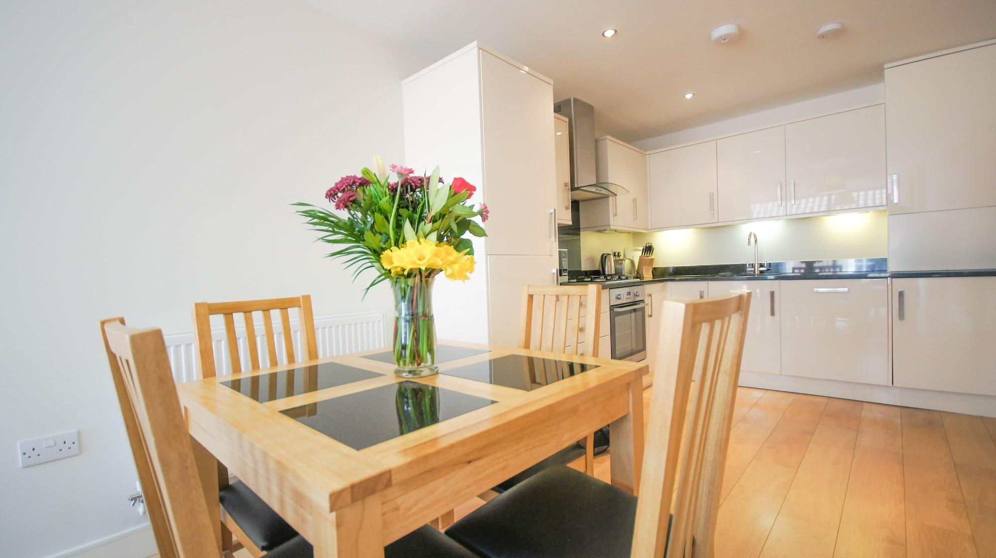 Crompton House Apartments Έτζγουερ Εξωτερικό φωτογραφία